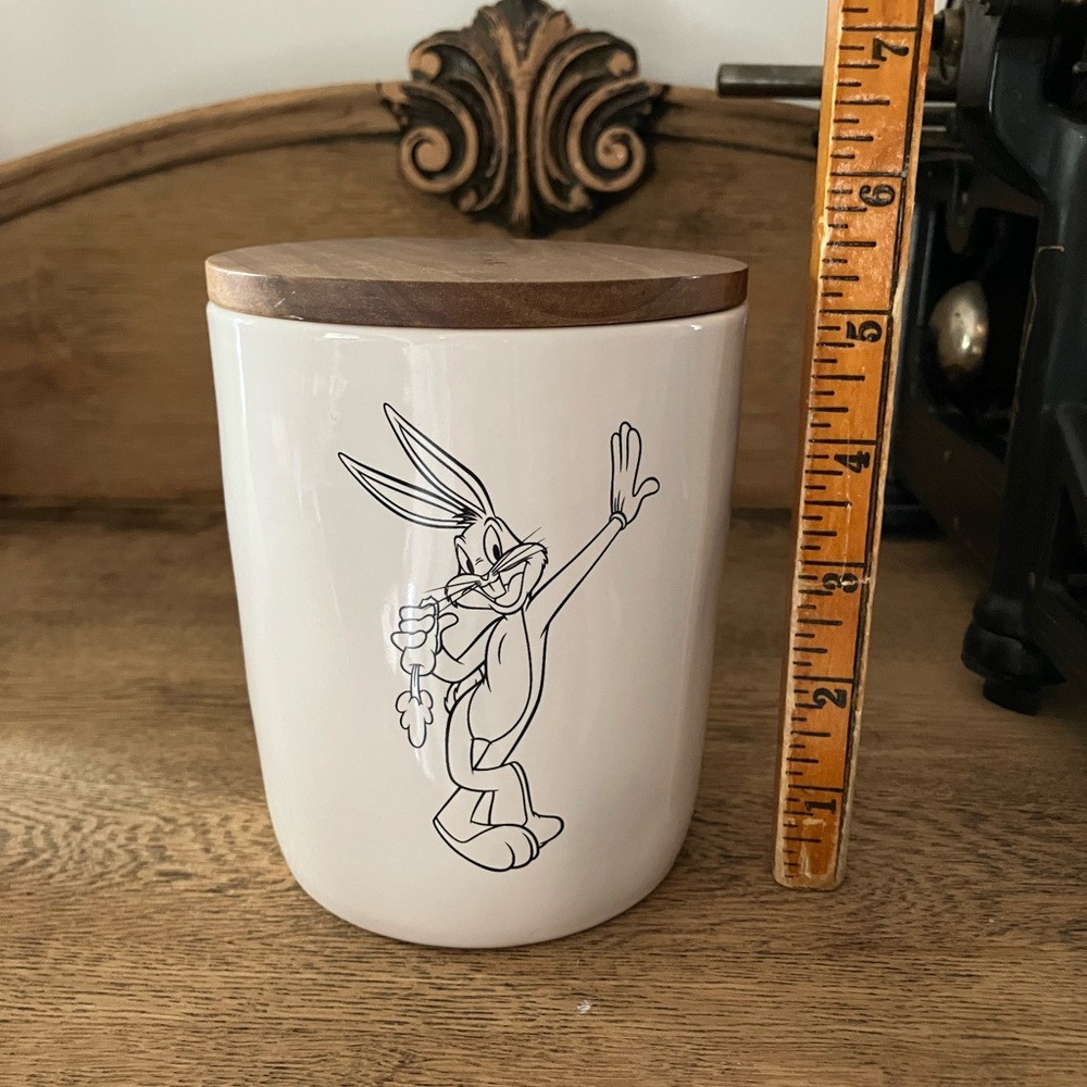 Rae Dunn Looney Tunes Bugs Bunny Cellar